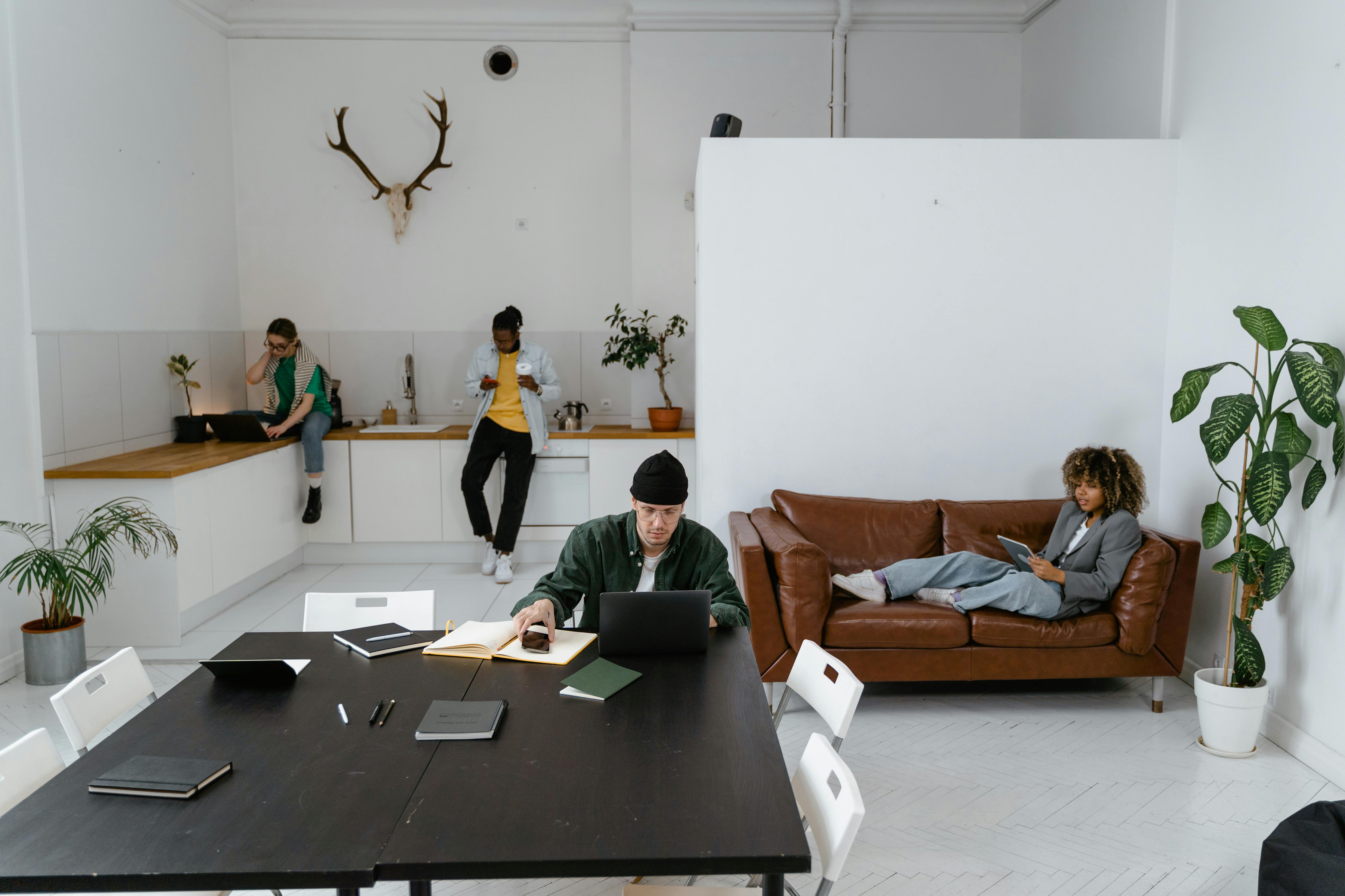The Rise of the 30-Day Stay: How Hybrid Work Changed Corporate Housing