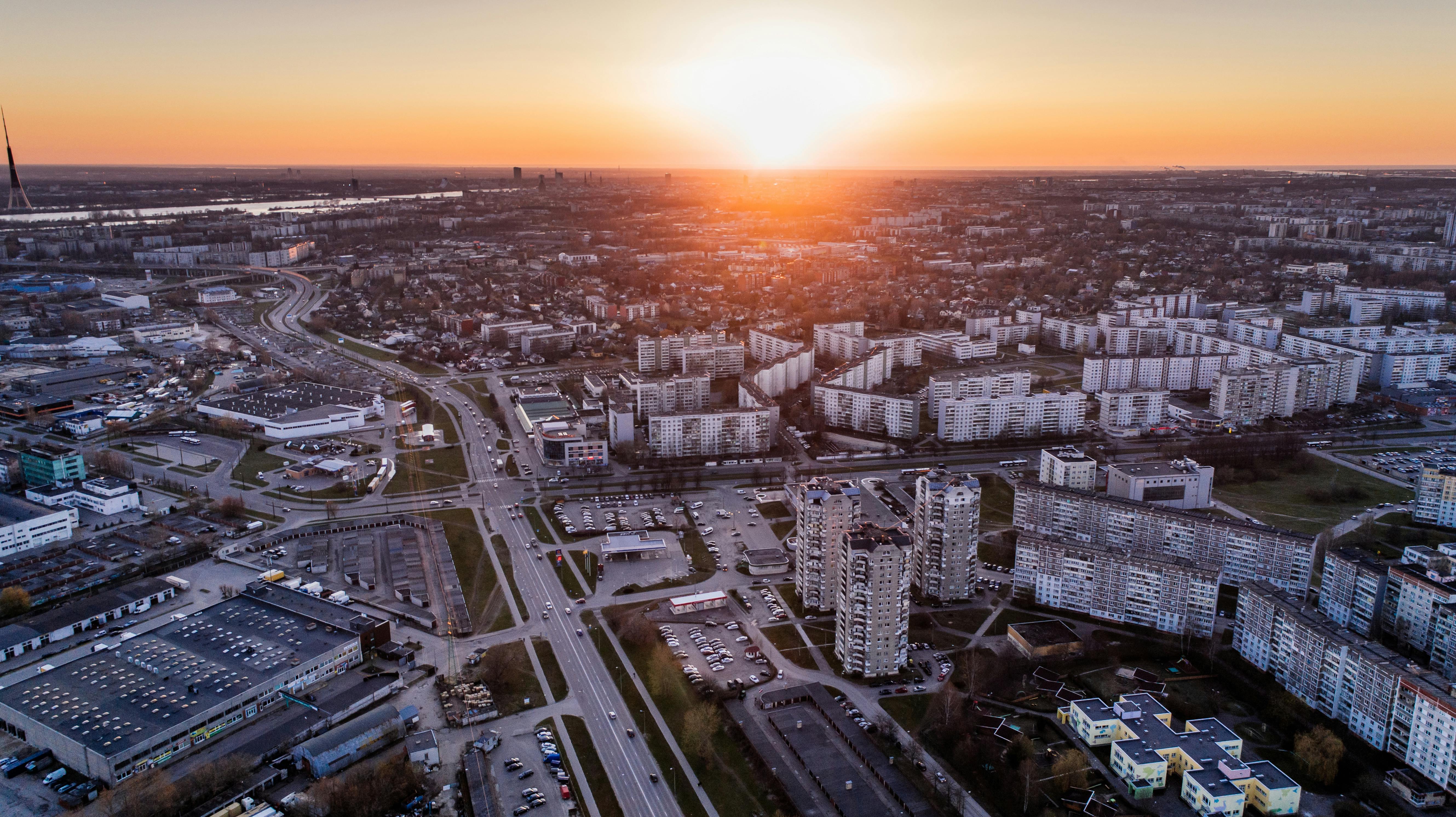 Flexible or Fractured? The Corporate Housing Paradox